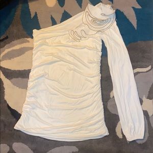 White one long sleeve top with rose detail